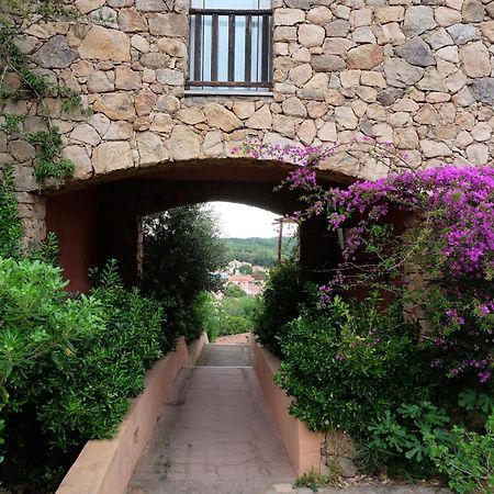 Calarossa Sardinia Apartments Ізола-Росса Екстер'єр фото